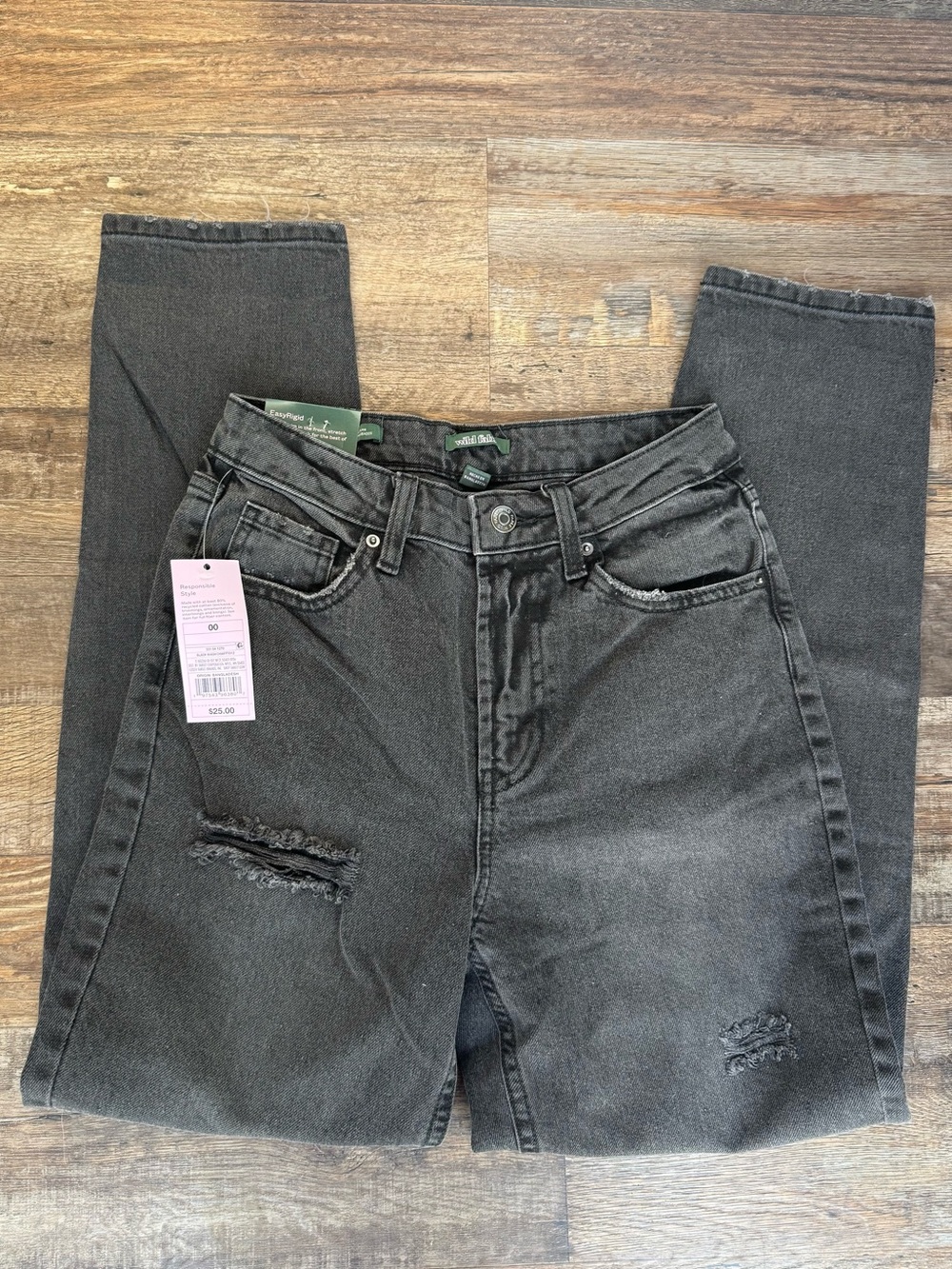 wild fable Women's High-Rise Washed Black Distressed Jeans